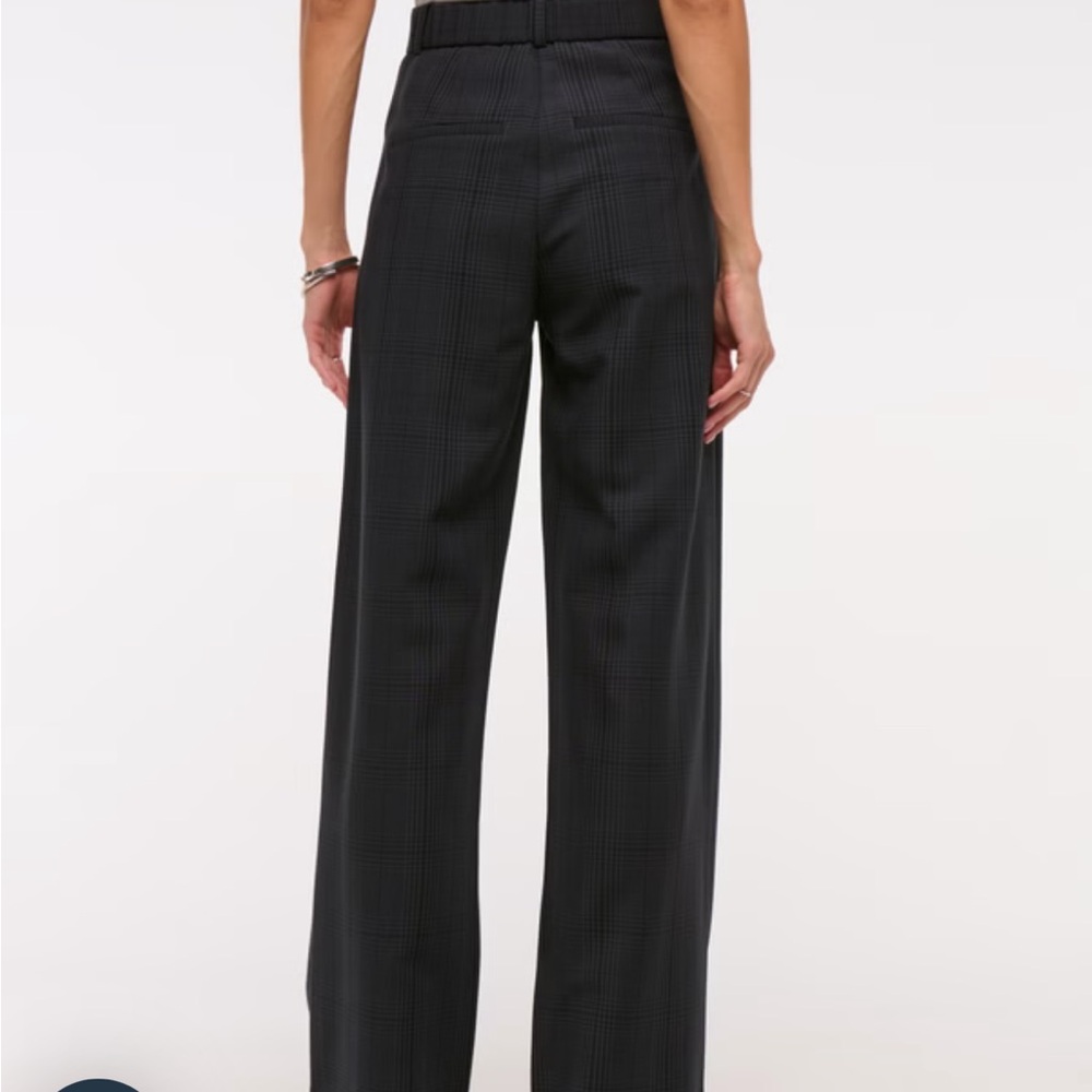 Abercrombie & Fitch Sloane Tailored Wide-Leg Pants - Picture 5 of 10